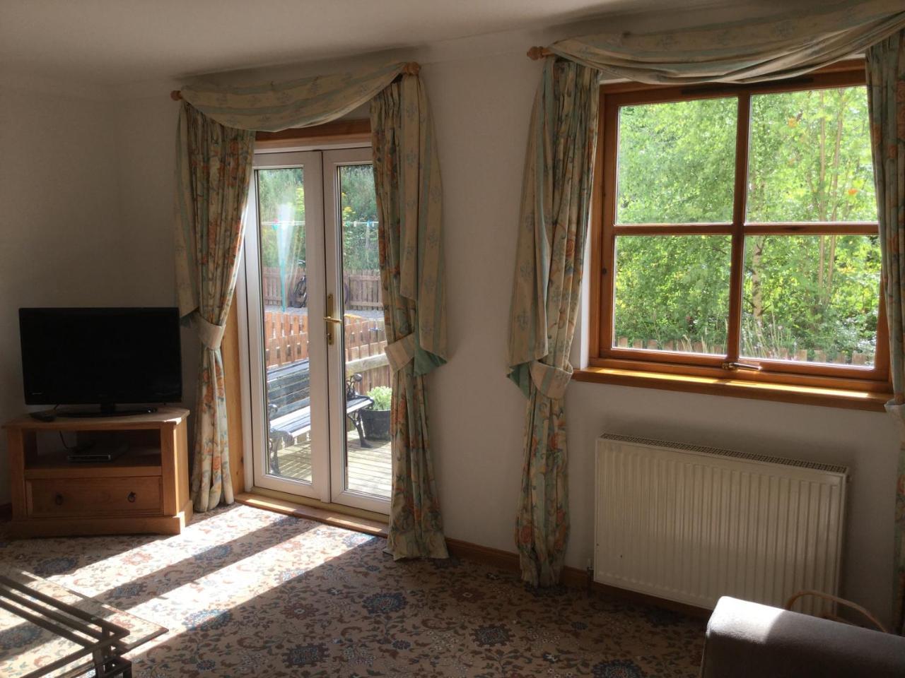 Two-Bedroom Apartment - Golf View Free Parking Ίνβερνες Εξωτερικό φωτογραφία